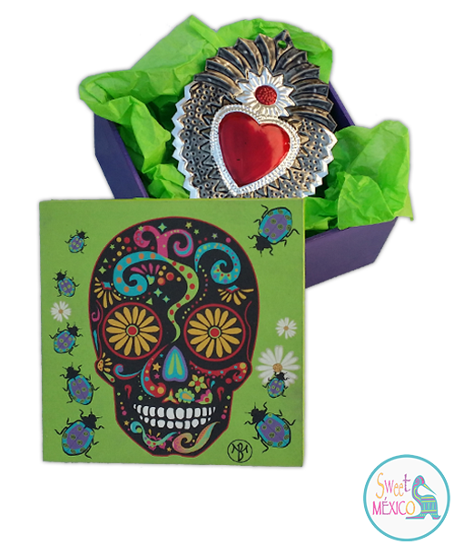 "Calavera" verde con Artesanía en latón