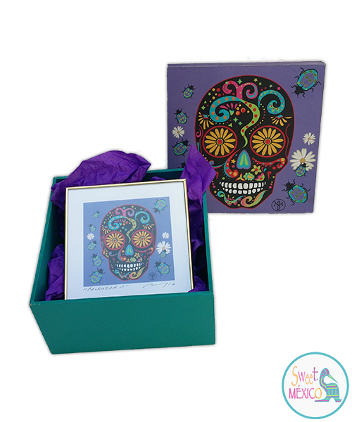 "Calavera" morada con Cuadro