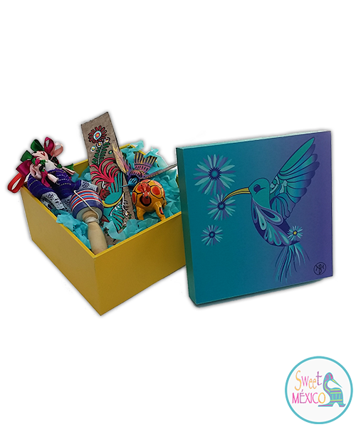 "Calavera" amarilla con Juguetes tradicionales