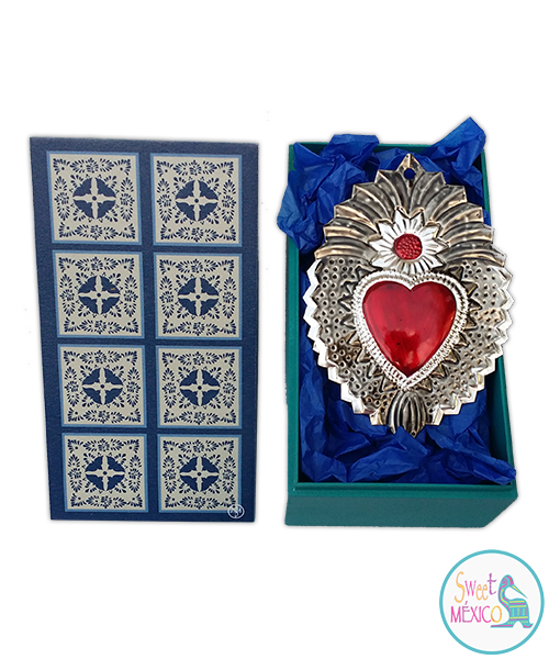 "Talavera" blanca (8) con Artesanía en latón